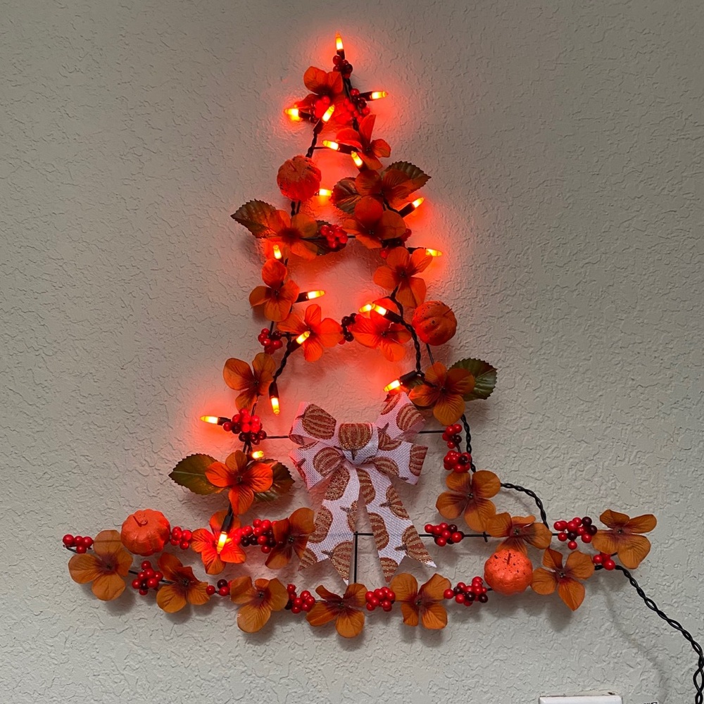 Wreath - Picture 2 of 3